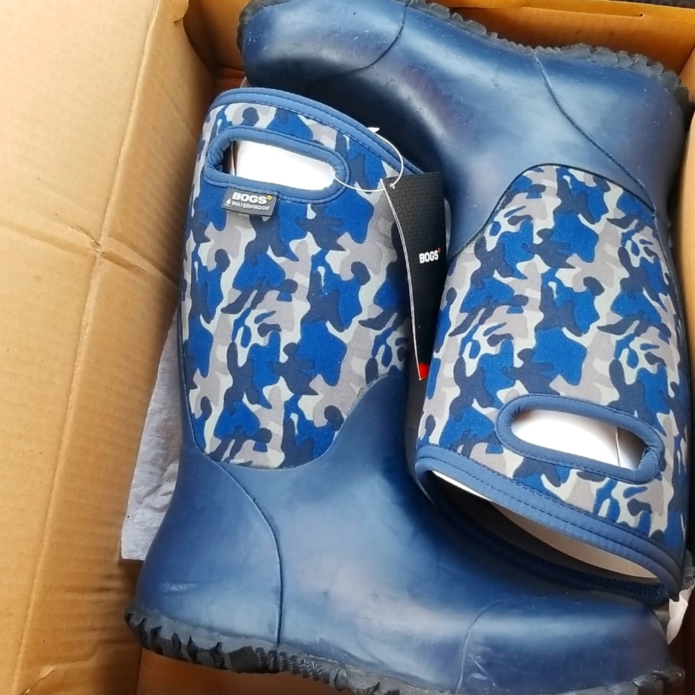 NWT BOGS